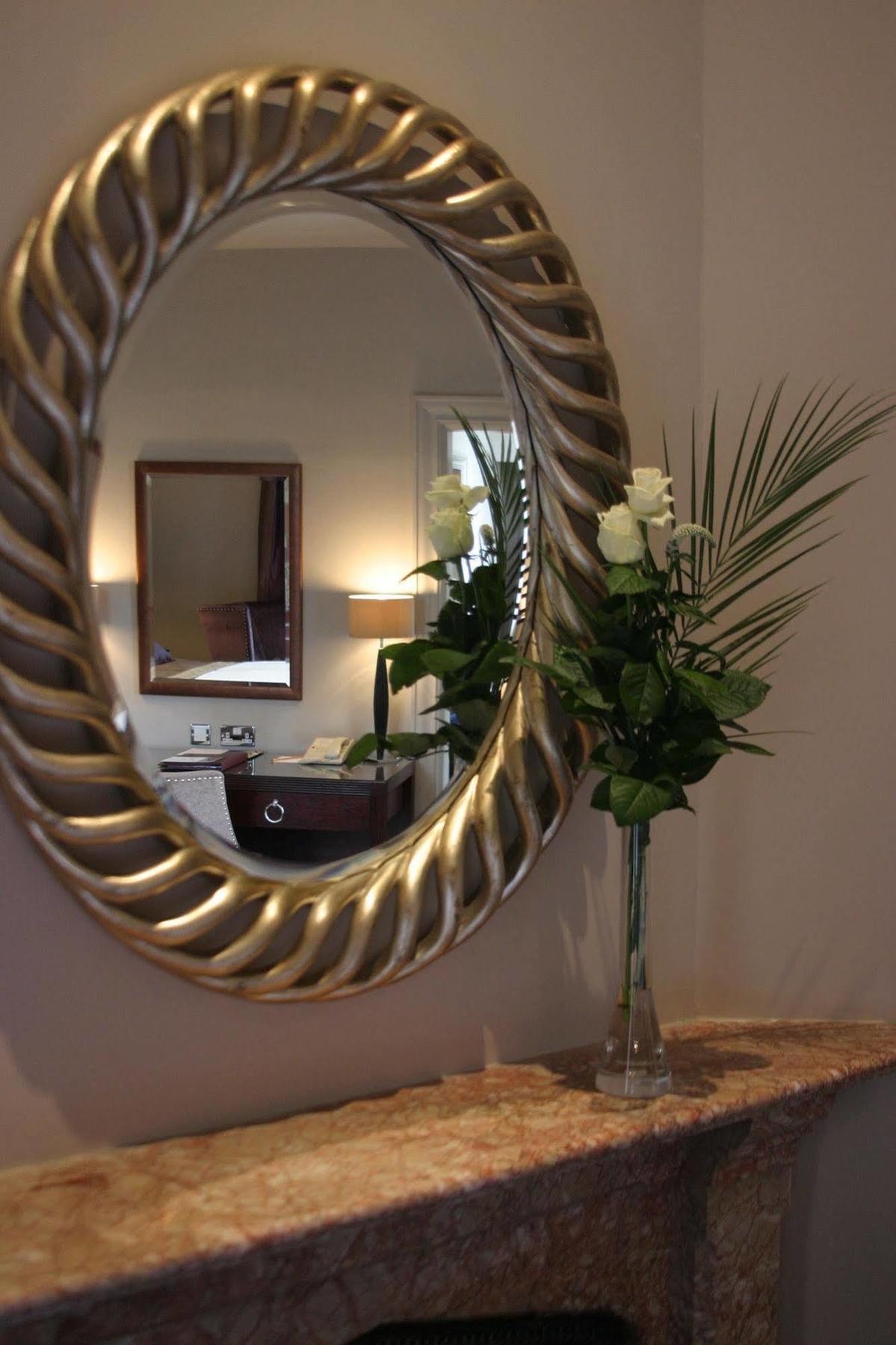 Nutfield Priory & 4*